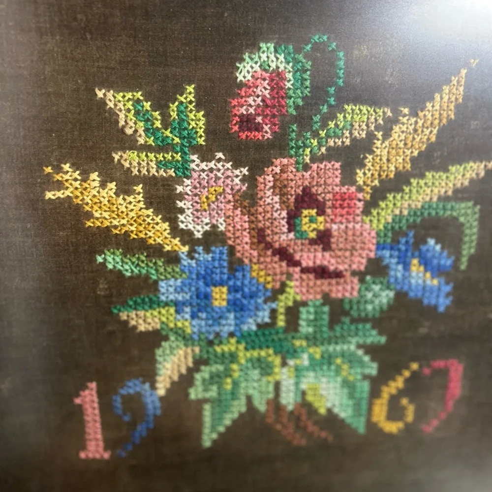 Framed Vintage Floral Cross-Stitch Artwork from 1967 - Picture 2 of 6